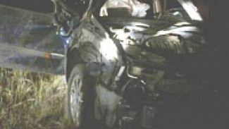 В Воронеже на Дубровина разбился 34-летний водитель Renault 