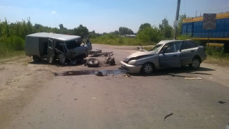 Под Воронежем в ДТП пострадали трое детей