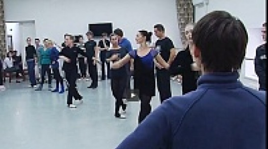 Артисты воронежского оперного: «Впервые не больно стоять на сцене на коленях»