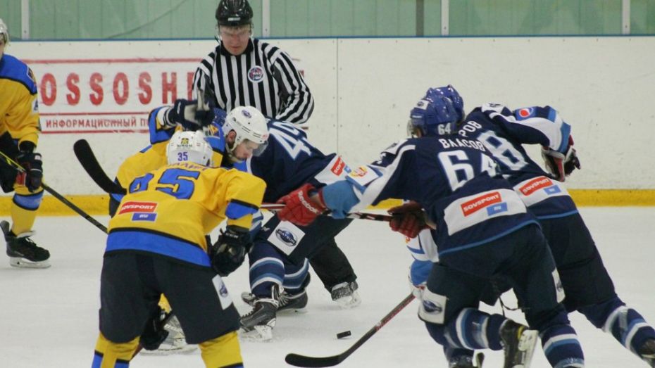 Хоккеисты «Россоши» обыграли «Брянск» и вышли в четвертьфинал