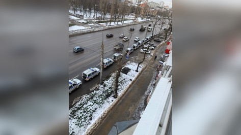 Десятки новых полицейских машин проехали по улицам Воронежа
