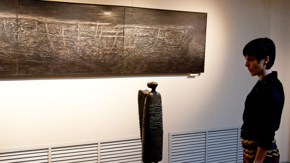 В воронежском музее Крамского открылась выставка «Один+один+один»