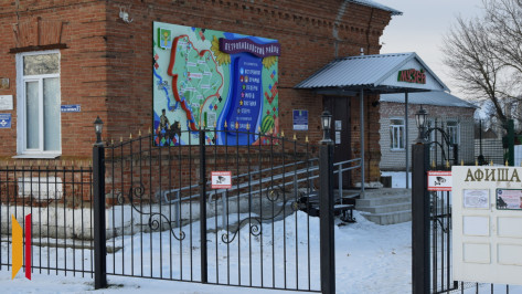 В Петропавловке установили лайтбокс с картой района и достопримечательностями