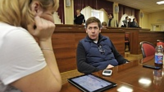 Знаток Илья Новиков «Что? Где? Когда?» в Воронеже: Свою «Хрустальную сову» храню в багажнике машины