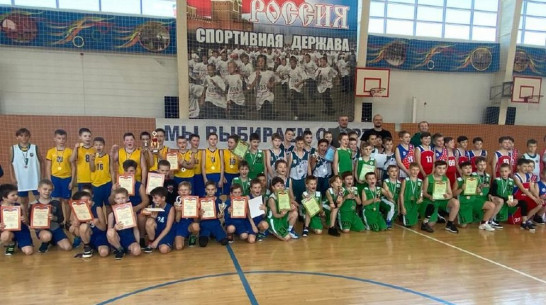 Борисоглебские баскетболисты завоевали 1-е место в открытом окружном турнире