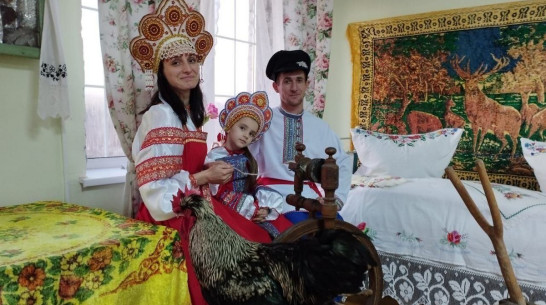 В Панинском районе активисты реализуют проект «Деревенька ремесленная»