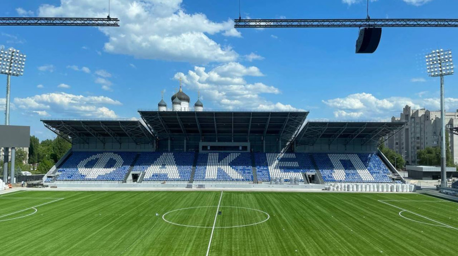 Воронежский губернатор проинспектировал завершающий этап строительства нового стадиона «Факел»