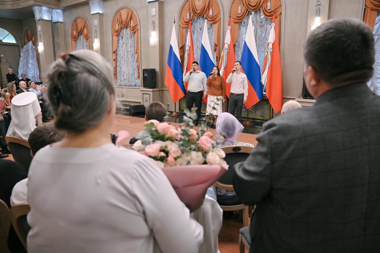 Награждение ко Дню материа