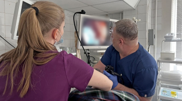 Воронежские врачи спасли женщину с огромной язвой желудка