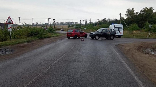 Под Воронежем 6-летний мальчик пострадал при столкновении «Калины» и Chevrolet Niva