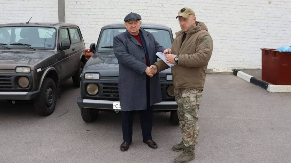 Из Лисок в зону СВО отправили автомобиль «Нива» и анализатор дронов