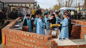 В Панино заложили камень строящегося храма имени апостола Андрея Первозванного