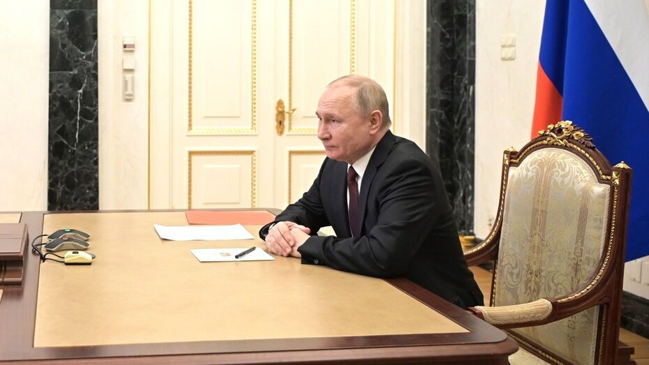 Президент Владимир Путин анонсировал увеличение зарплат, пенсий и соцвыплат