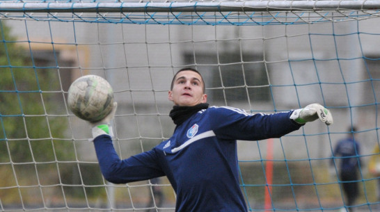 «Факел» просмотрит двух воронежских футболистов