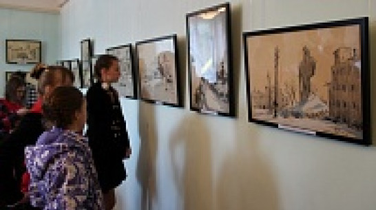 В Новой Усмани открылась выставка, посвященная второй мировой войне