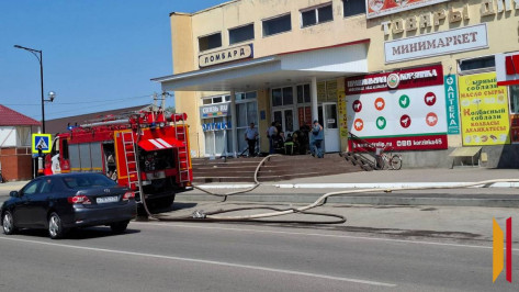 Под Воронежем 7 июня произошел пожар в торговом центре