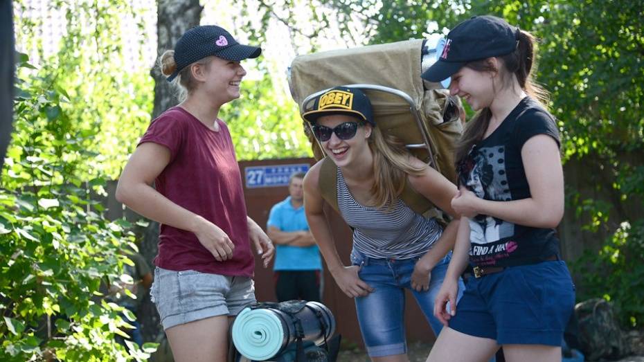 Воронежцев пригласили на бесплатную экскурсию босиком по лесу 