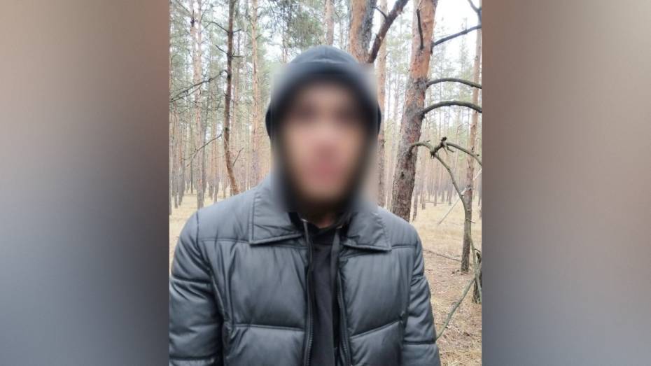 В Воронеже задержали двух наркокурьеров с крупной партией метилэфедрона