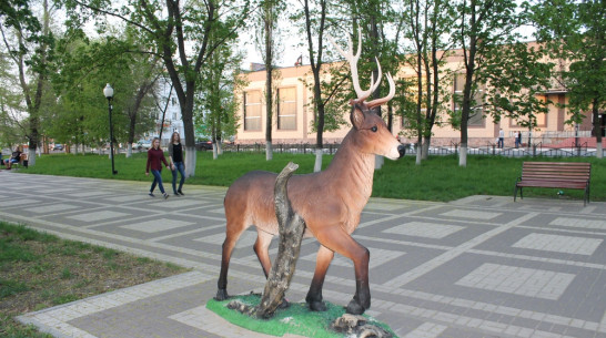 В Борисоглебске вандалы повредили декоративную фигуру