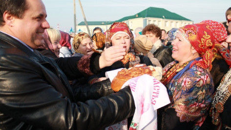 В Хохольском районе прошел областной фестиваль фольклора и ремесел «На Казанскую»
