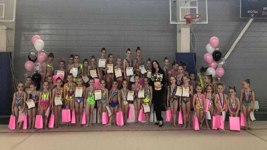 Борисоглебские гимнастки завоевали 20 золотых медалей на турнире в Саратовской области