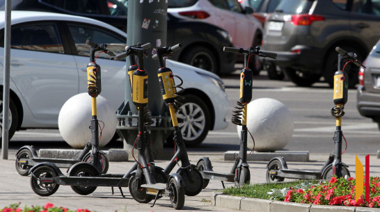 В Воронежской области за год в авариях с самокатами погиб 1 человек и пострадали 69