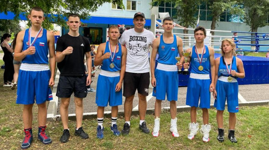 Богучарцы завоевали 3 «золота» на фестивале по боксу и кикбоксингу