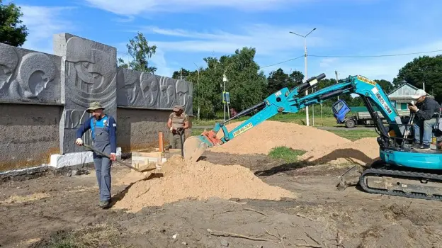 В верхнехавском селе Александровка впервые капитально отремонтируют мемориал