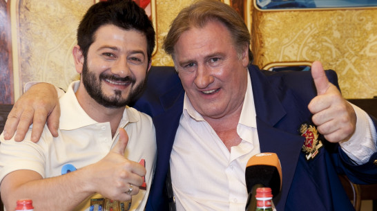 Жерар Депардье сыграет отца Михаила Галустяна в сериале 