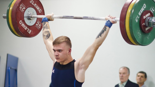 Лискинские тяжелоатлеты завоевали 2 место на чемпионате области