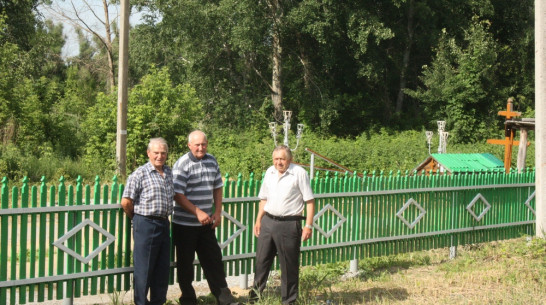 Жители Хохольского района обустроили родник