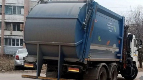 Водитель мусоровоза, задавившего под Воронежем 82-летнюю пенсионерку, был под наркотиками