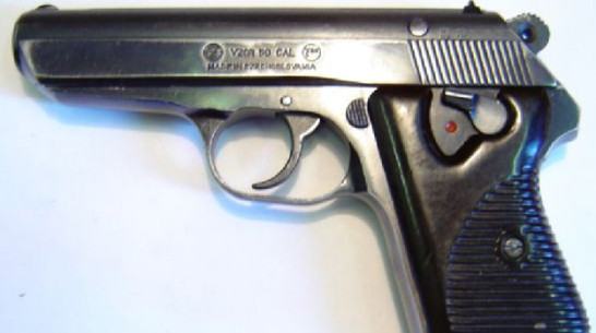 В Богучаре дагестанец, перевозивший оружие, ударил ДПСника крышкой багажника