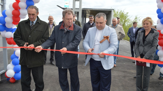 В Новоусманском районе открыли надземный пешеходный переход через трассу Воронеж-Тамбов