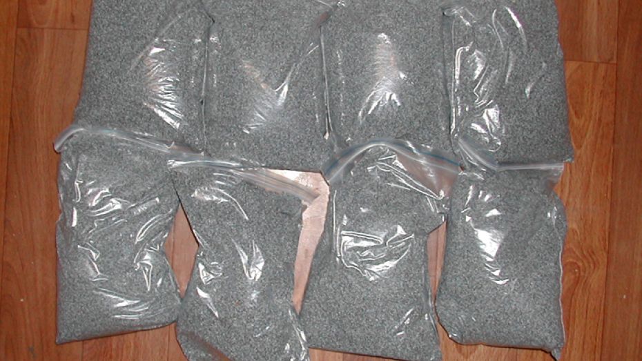 Воронежская наркополиция изъяла 70 кг маковой соломы из Украины