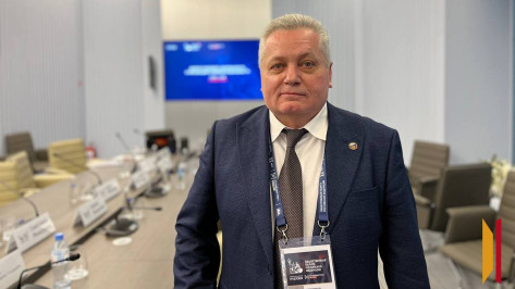 Директор Ресурсного центра поддержки НКО Воронежской области рассказал на форуме «Сообщество» об интеграции новых регионов