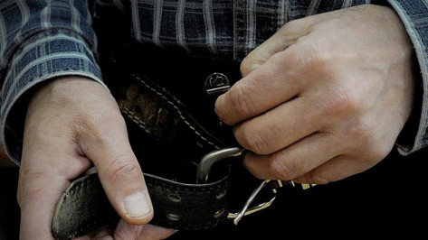 В Воронеже сотрудница павильона отбилась от насильника