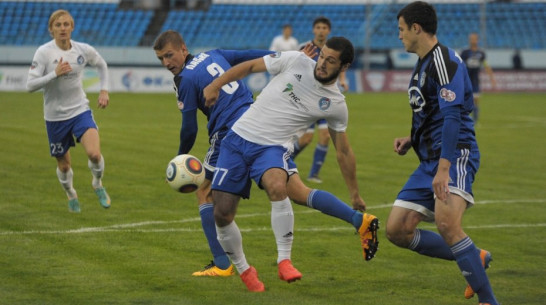 Воронежский «Факел» проиграл «Соколу» в Саратове 