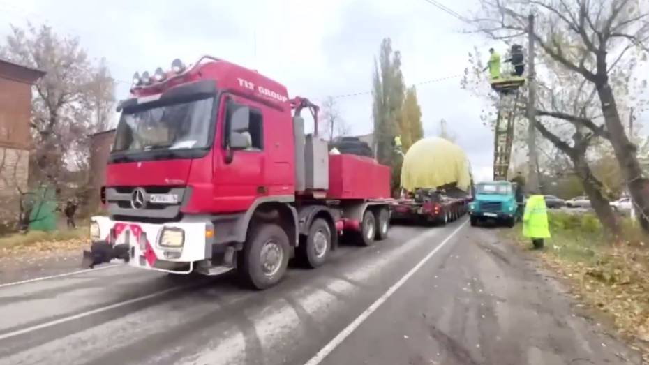 Воронежских автомобилистов предупредили о пробках из-за перевозки крупногабаритного груза