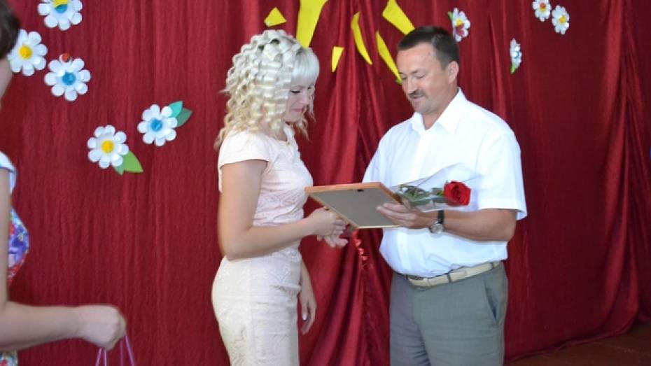 В Бутурлиновке подвели итоги районного этапа конкурса «Воспитатель года-2014»