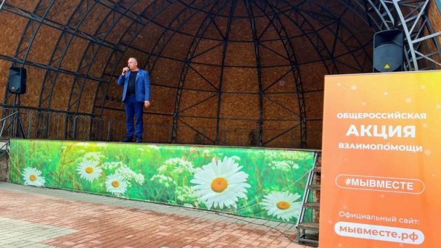 Жители воронежских Лисок изготовили окопные свечи и маскировочные сети для бойцов