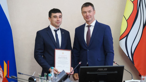 «Муниципальная власть – самая близкая к людям»: в правительстве Воронежской области наградили участников и победителей премии «Служение»