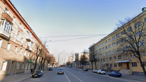 В районе железнодорожного вокзала Воронеж-1 запретят парковку в ночь на 10 мая