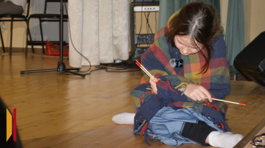 Юные артисты театральной студии из Воробьевского района показали новый спектакль