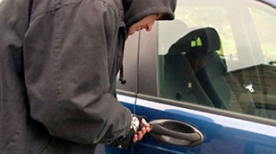 В Лисках нашли автомобиль, угнанный в Бутурлиновке