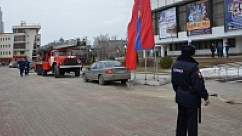 Сцена Воронежского концертного зала загорелась перед торжеством в честь 8 Марта 