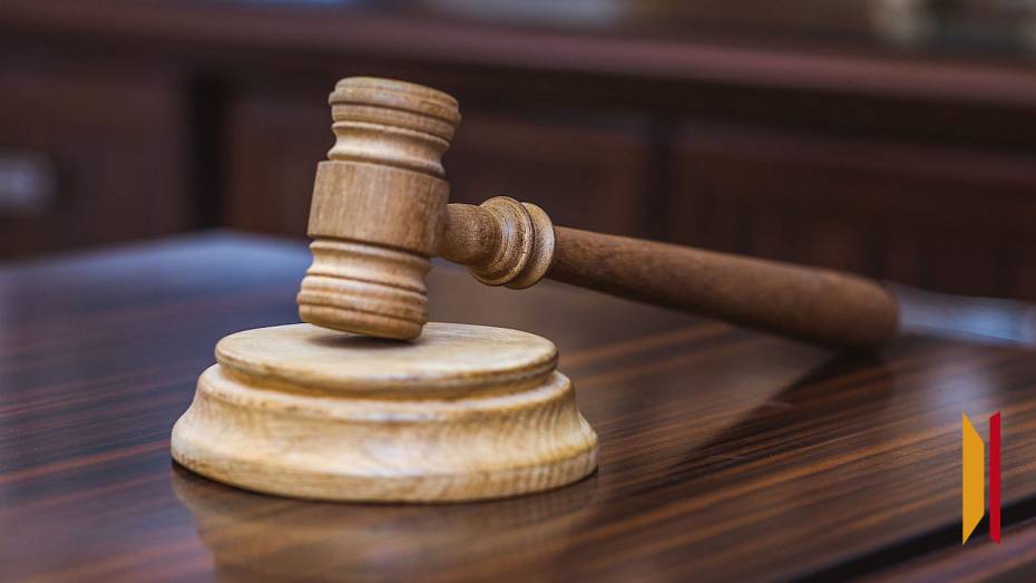 В Воронеже мужчину приговорили к 10 годам колонии за аферу с оборудованием для института синтетического каучука