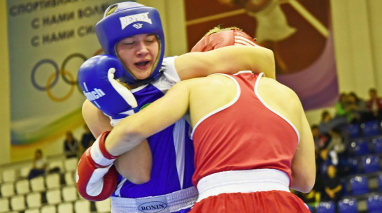 Бутурлиновский боксер стал серебряным призером межрегионального турнира «Будущее поколение»