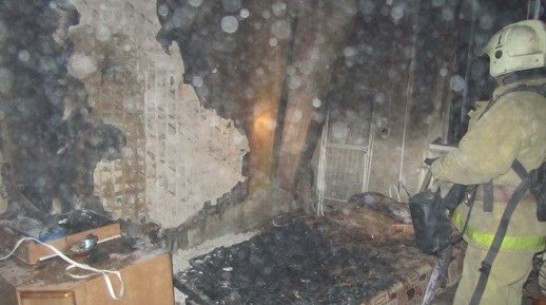 Курящий мужчина погиб в своем доме в Воронежской области