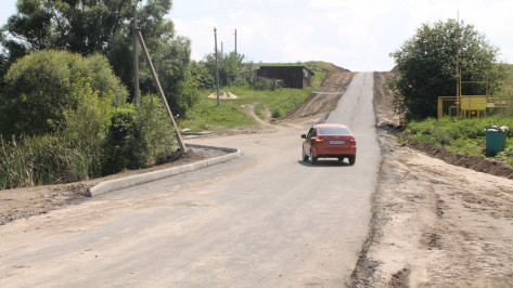 В хохольском селе положили три километра нового асфальта